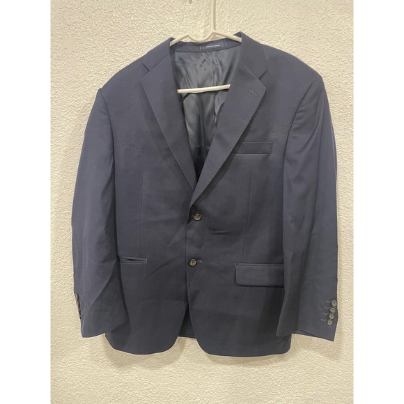 Polo Ralph Lauren men’s navy blue wool suit size 42S.